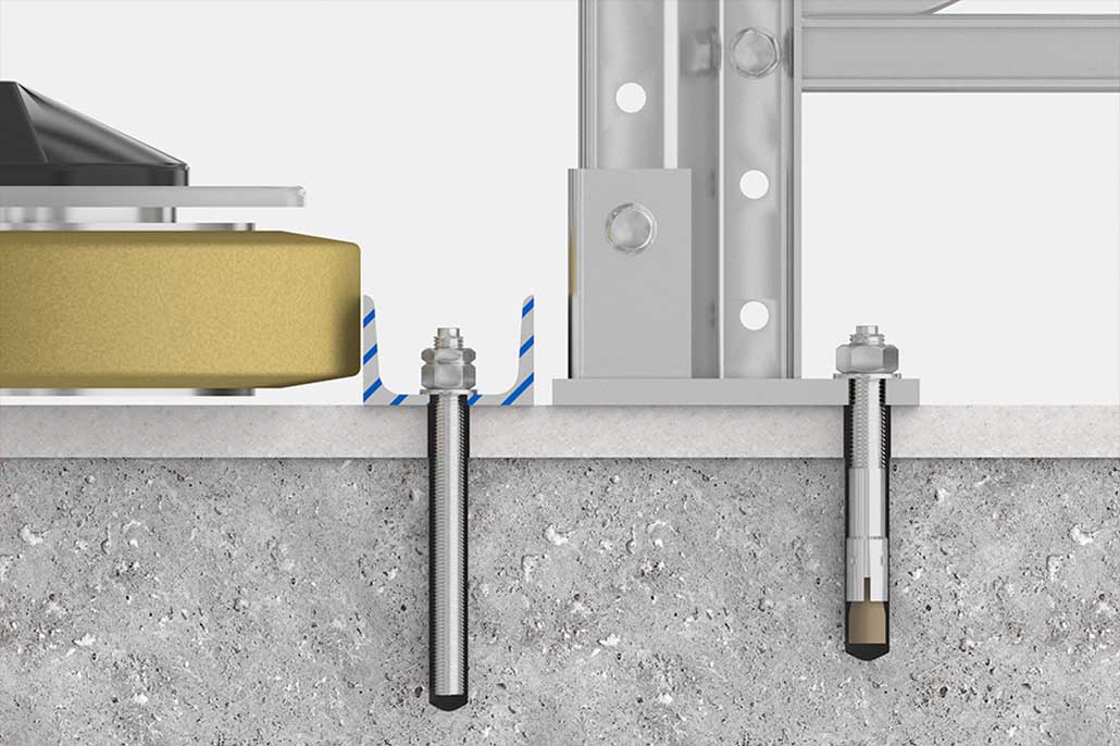 Niedrige U-Führungsschiene ermöglicht das Aufnehmen einer Palette durch Staplergabeln. Niedrige U-Führungsschiene ermöglicht das Aufnehmen einer Palette durch Staplergabeln.